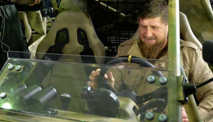 Рамзан Кадыров начал серийное производство собственного военного транспорта ВИДЕО