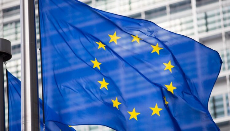 Европейский союз направит Украине военную помощь на 500 миллионов евро