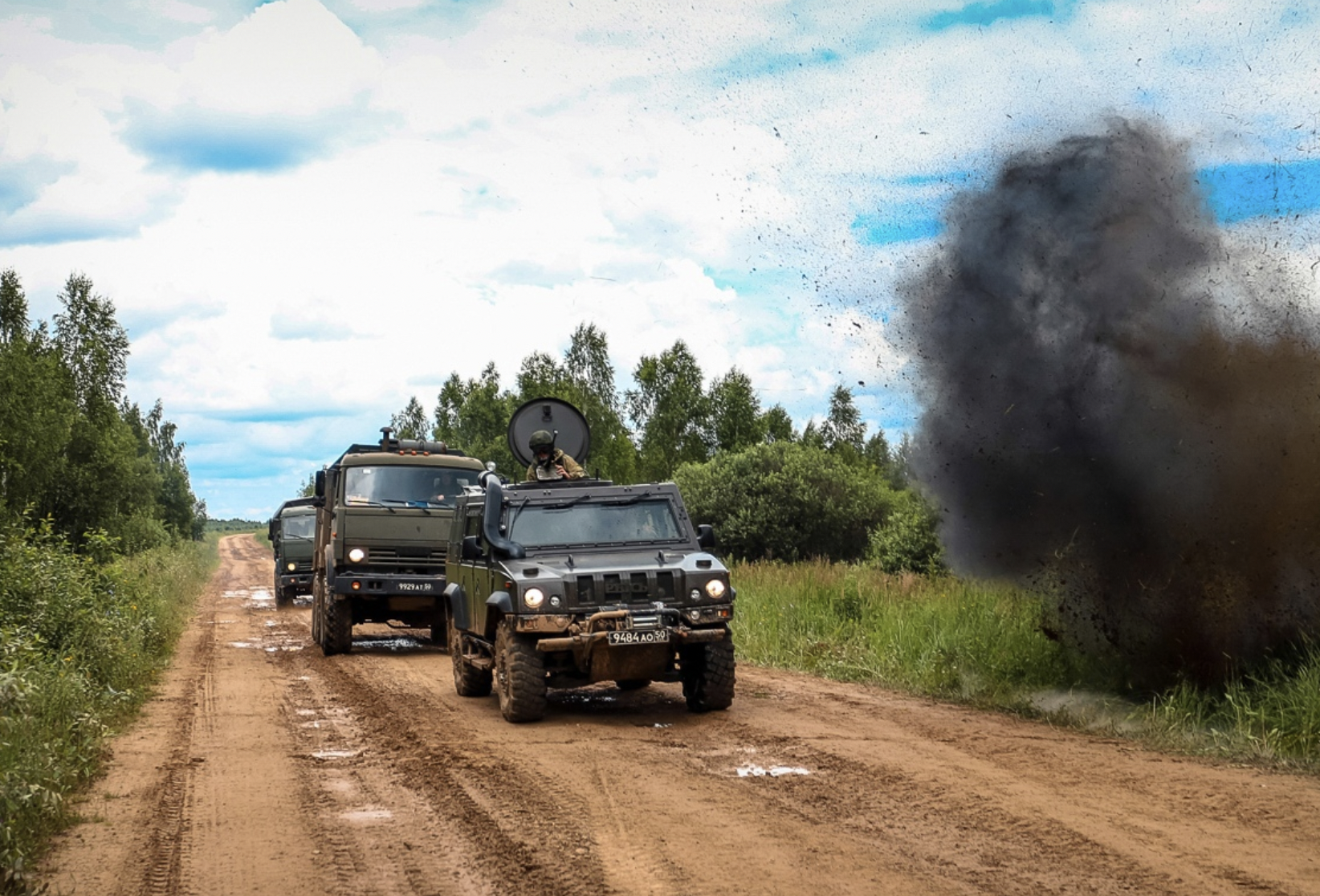 Украина возле границ. Пограничники Белгородской области. Обстрел пограничников в Белгородской области. Российская Военная техника. Пограничные военные машины России.