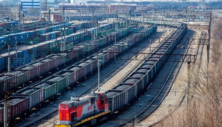Еврокомиссия: запрет на транзит санкционных товаров в Калининградскую область распространяется только на автоперевозки