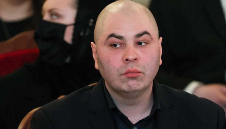 Сын Жириновского получил 15 суток за мелкое хулиганство